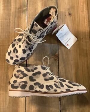 Rollie Nation Derby Leopard Print Canvas Desert Boots size 6.5 – 7 (EU 37)